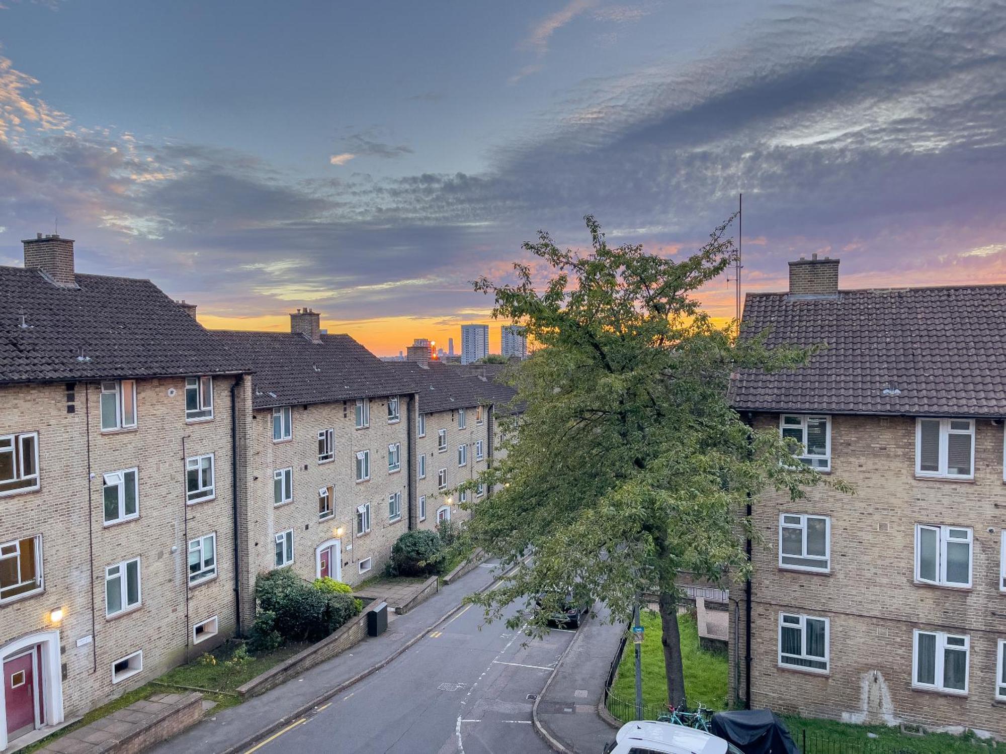 Beautiful 3-bed At Swiss Londen